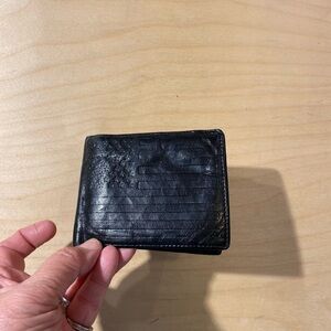 Stone Mountain Black Leather Wallet (LW)